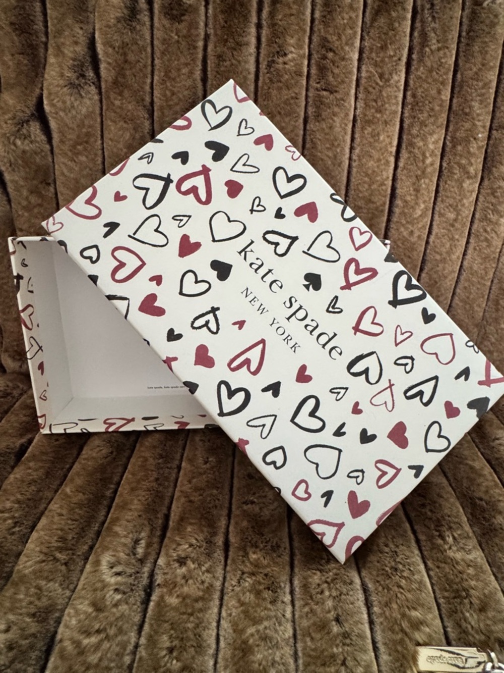 7 piece new kate spade White Multi Heart Print Tote & Accessory Set - Picture 6 of 10